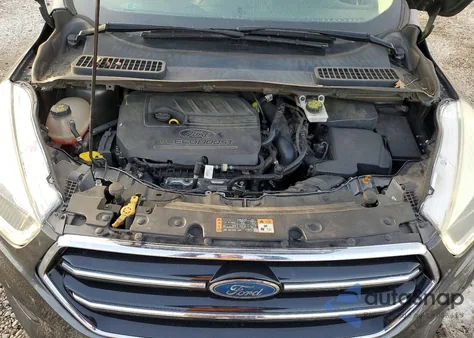 2017 Ford Escape Titanium z USA, uszkodzony, nr VIN 1FMCU9JDXHUE33011